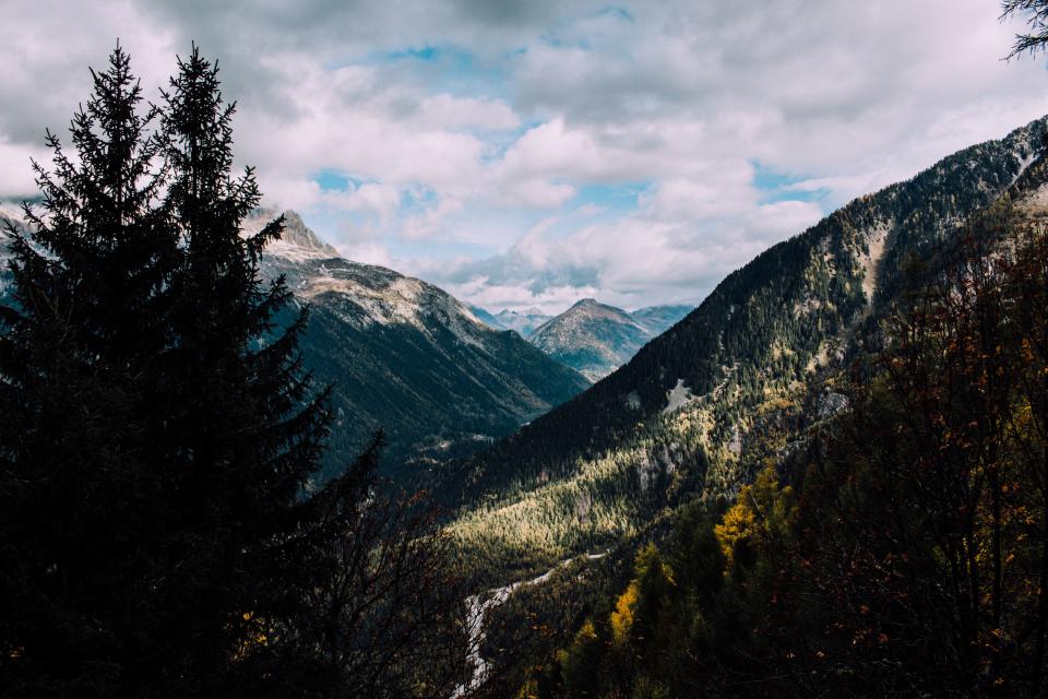 Hill Mountains