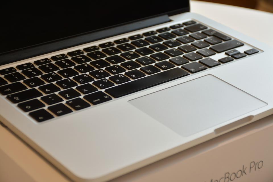 Laptop Apple