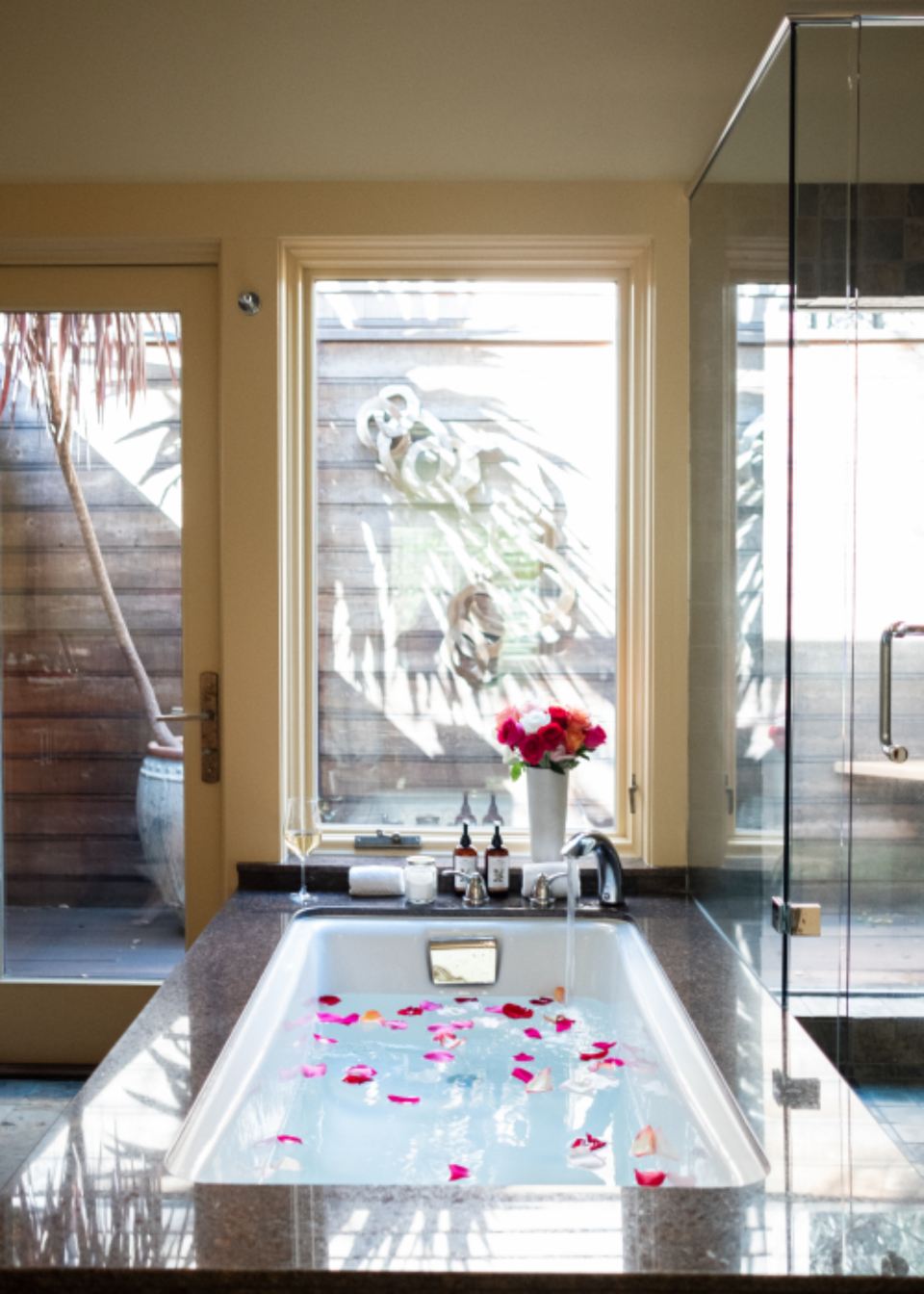 Bath Tub