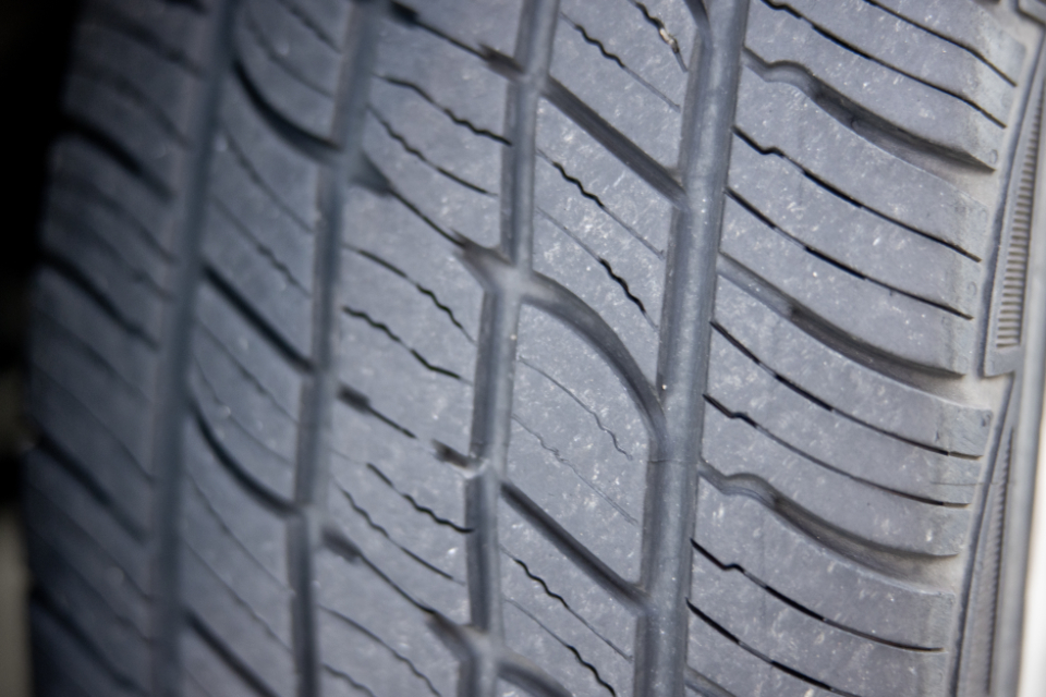 Tire Thread