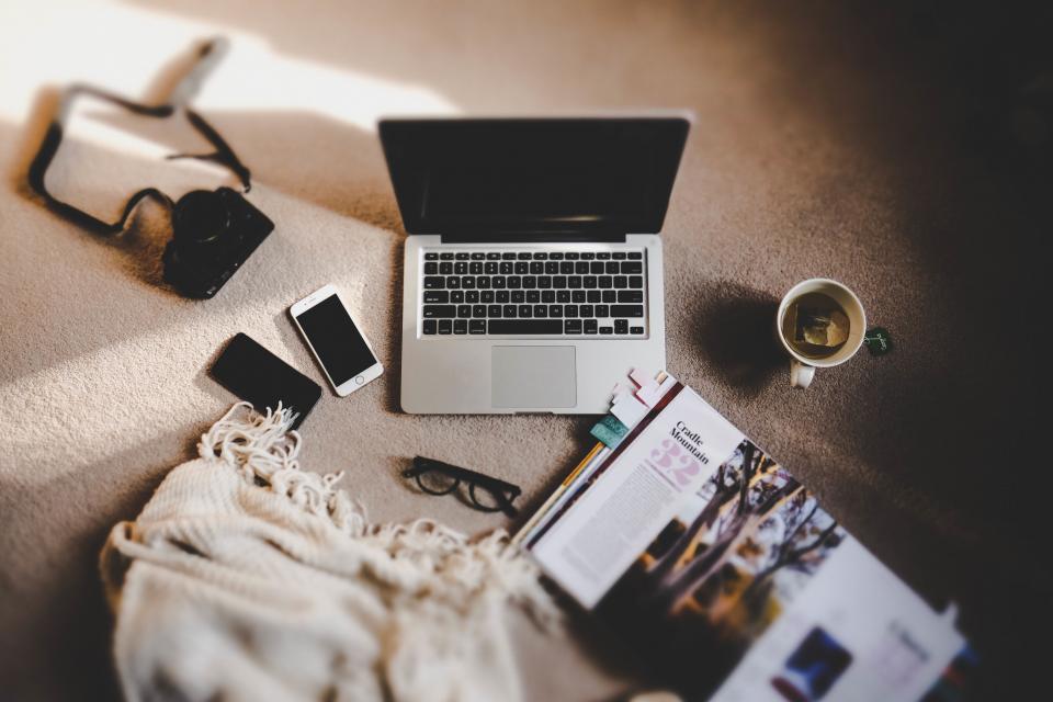 Laptop Apple