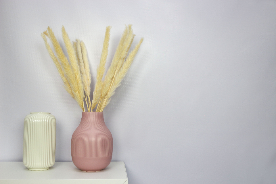 Vase Wall