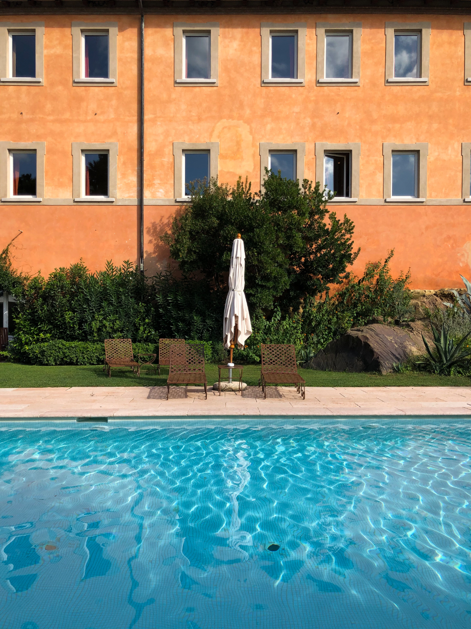 Pool Resort