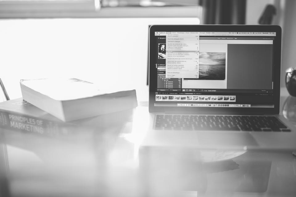 Macbook Laptop