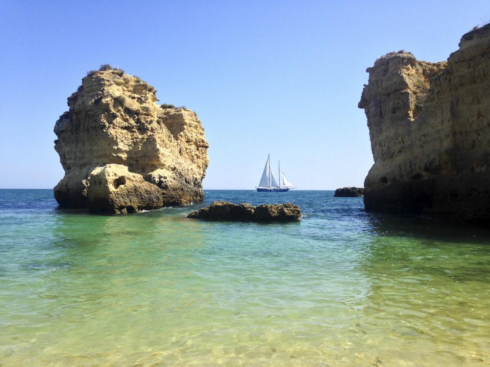 Sailboat Rocks