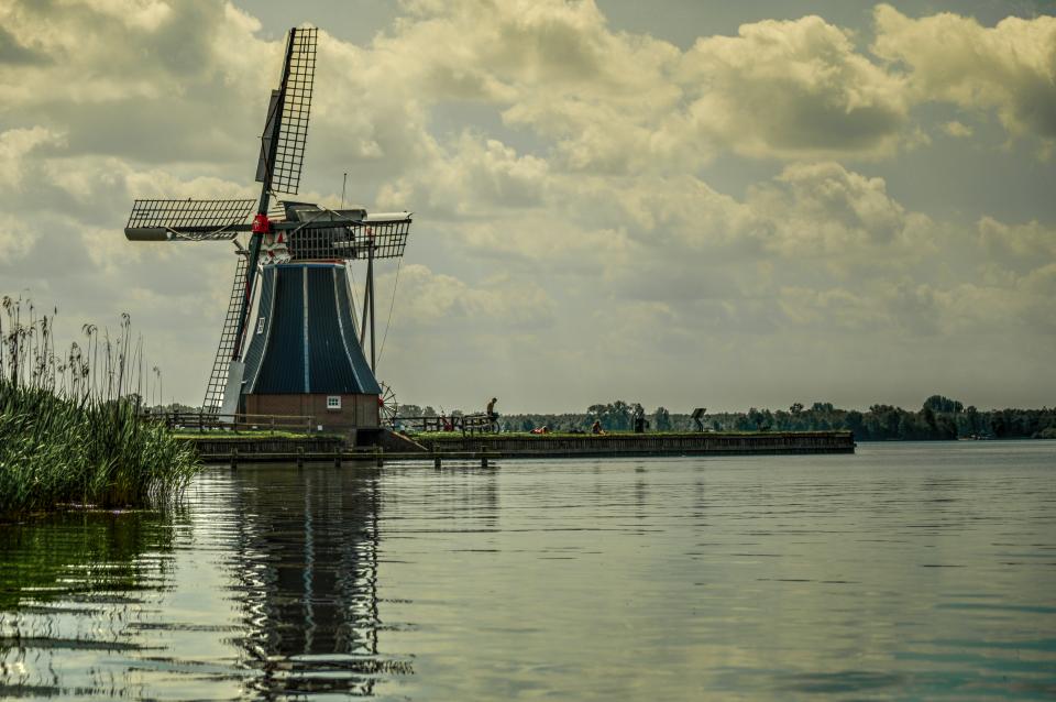 Windmill Lake