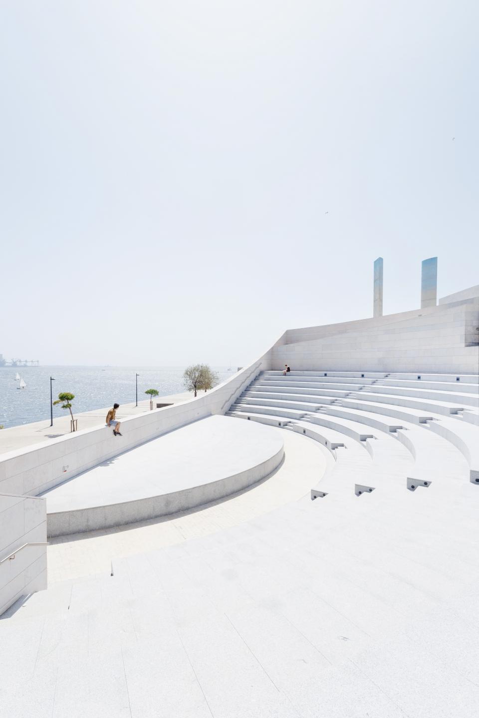 Architecture White