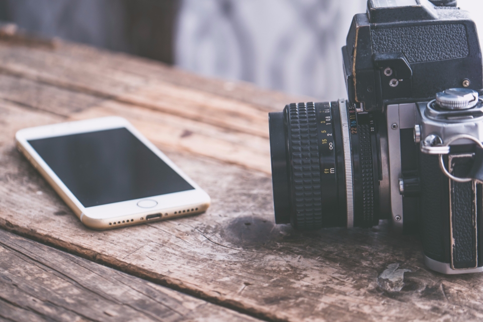 Camera Wood