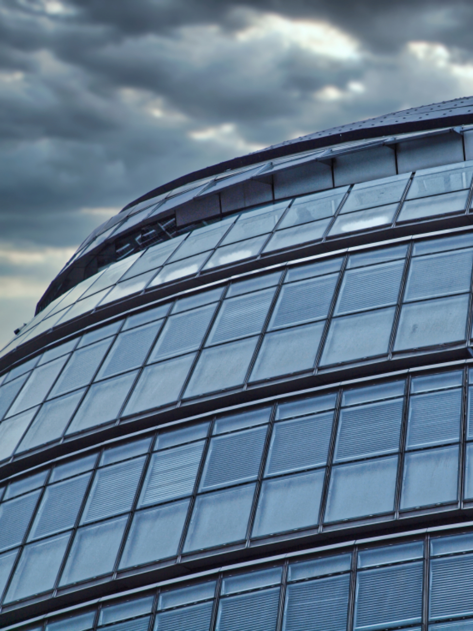 Curved Building