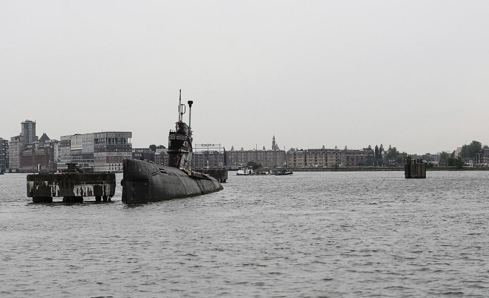 Submarine Ships