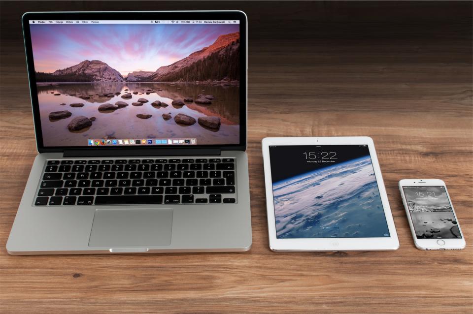 Macbook Laptop