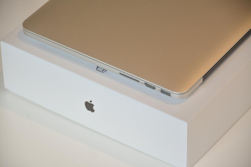 Laptop Apple