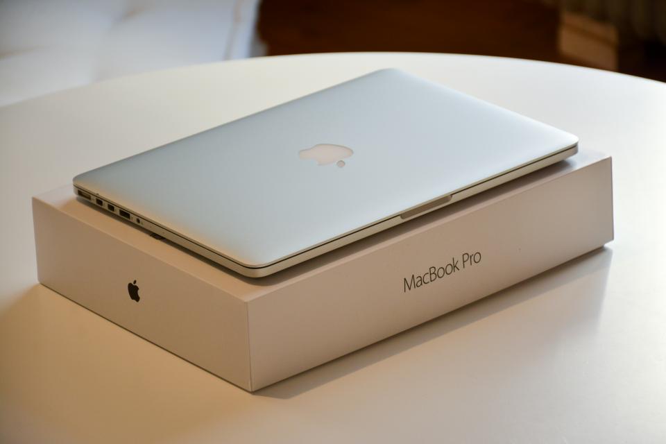 Laptop Apple