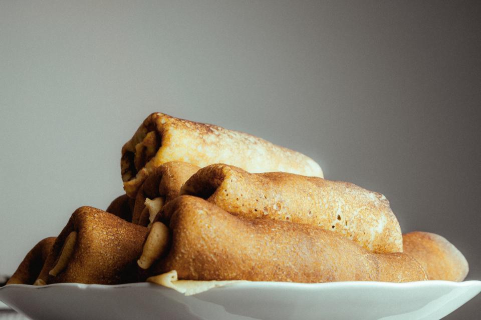 Rolls Food