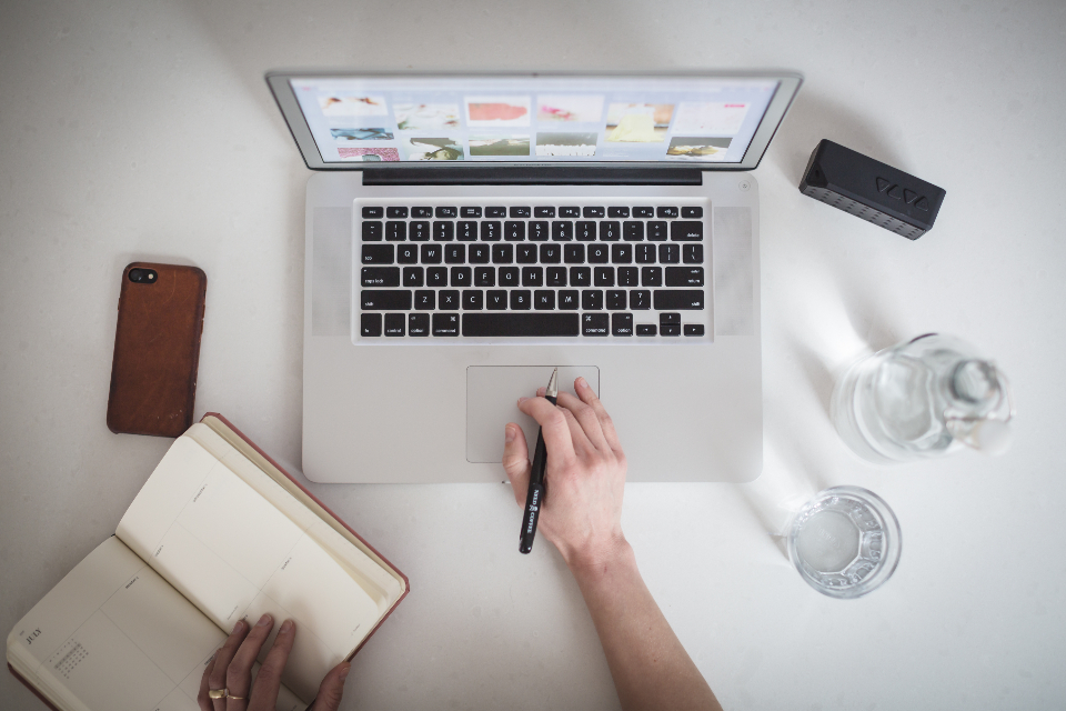 Laptop Business
