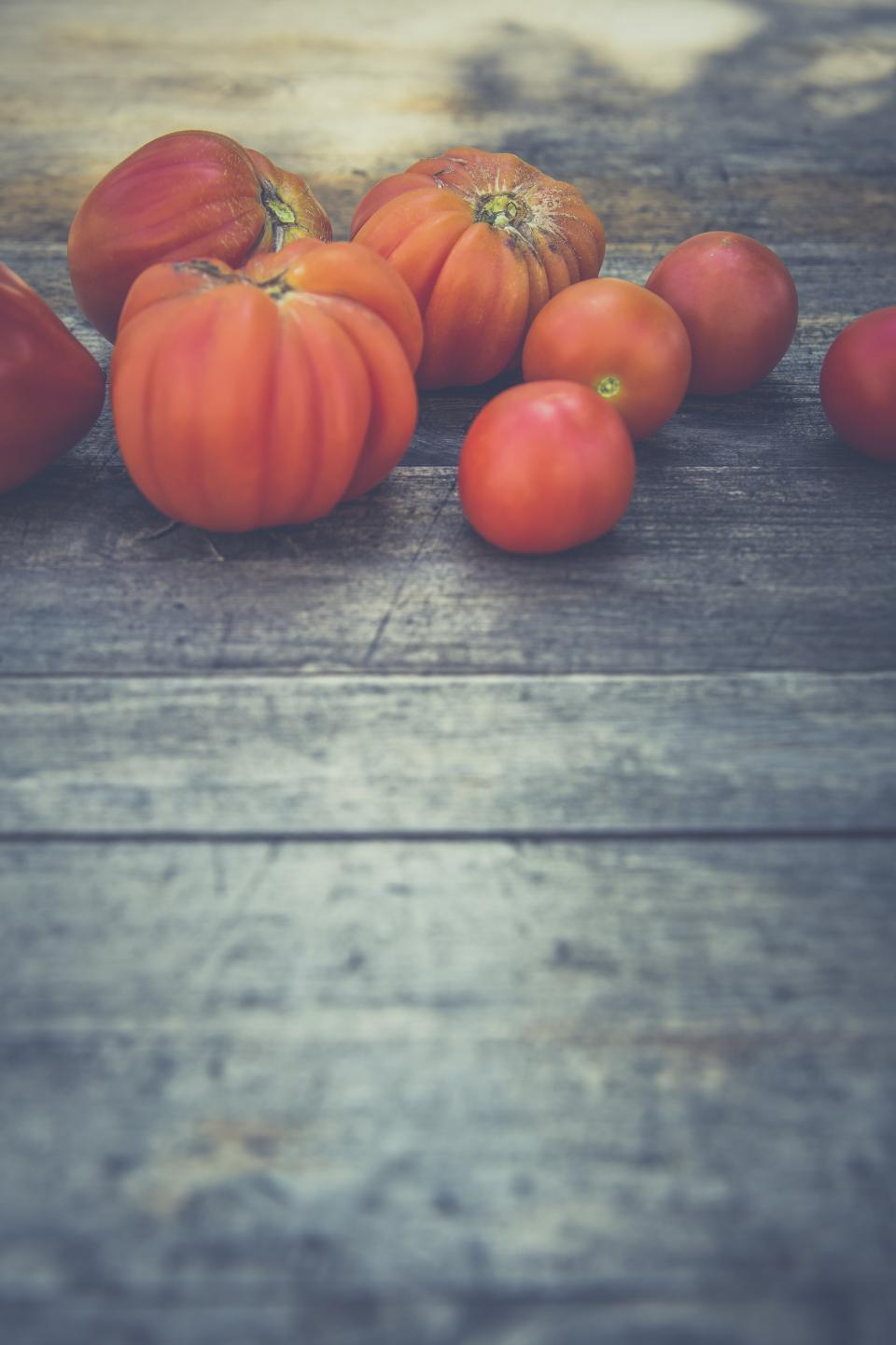 Red Tomato
