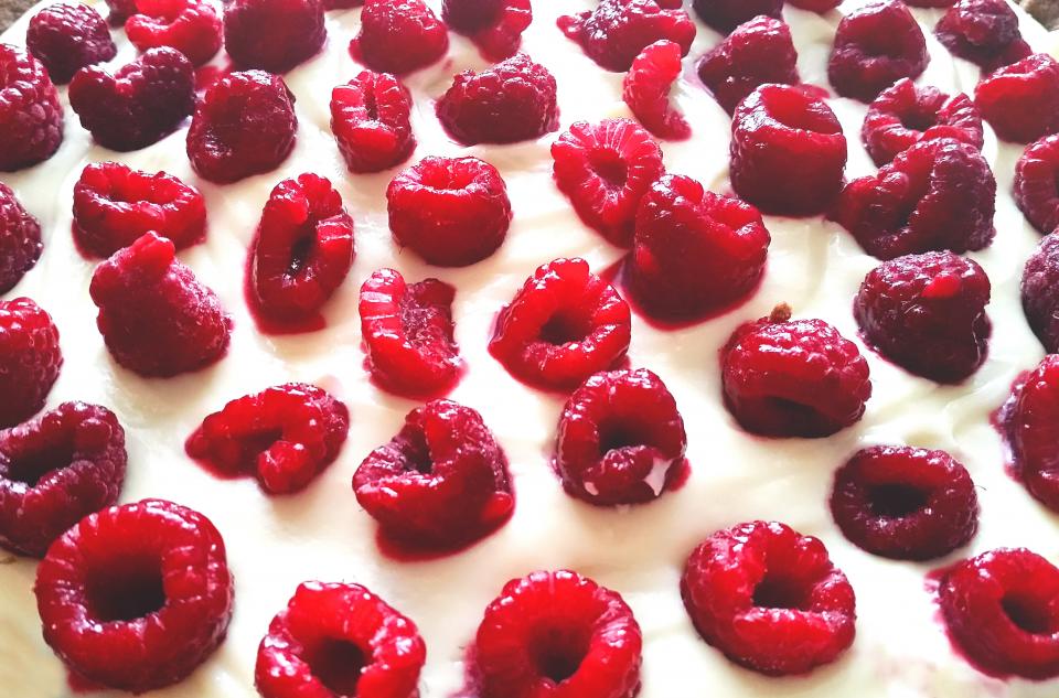 Raspberry Cake