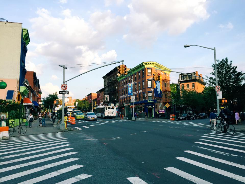 Intersection Crosswalk