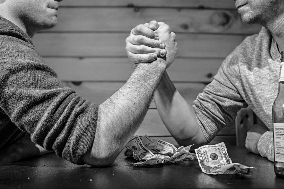 Arm Wrestling Money