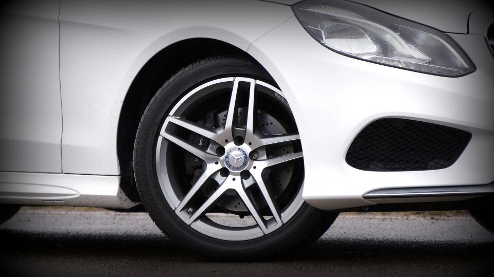 Car White