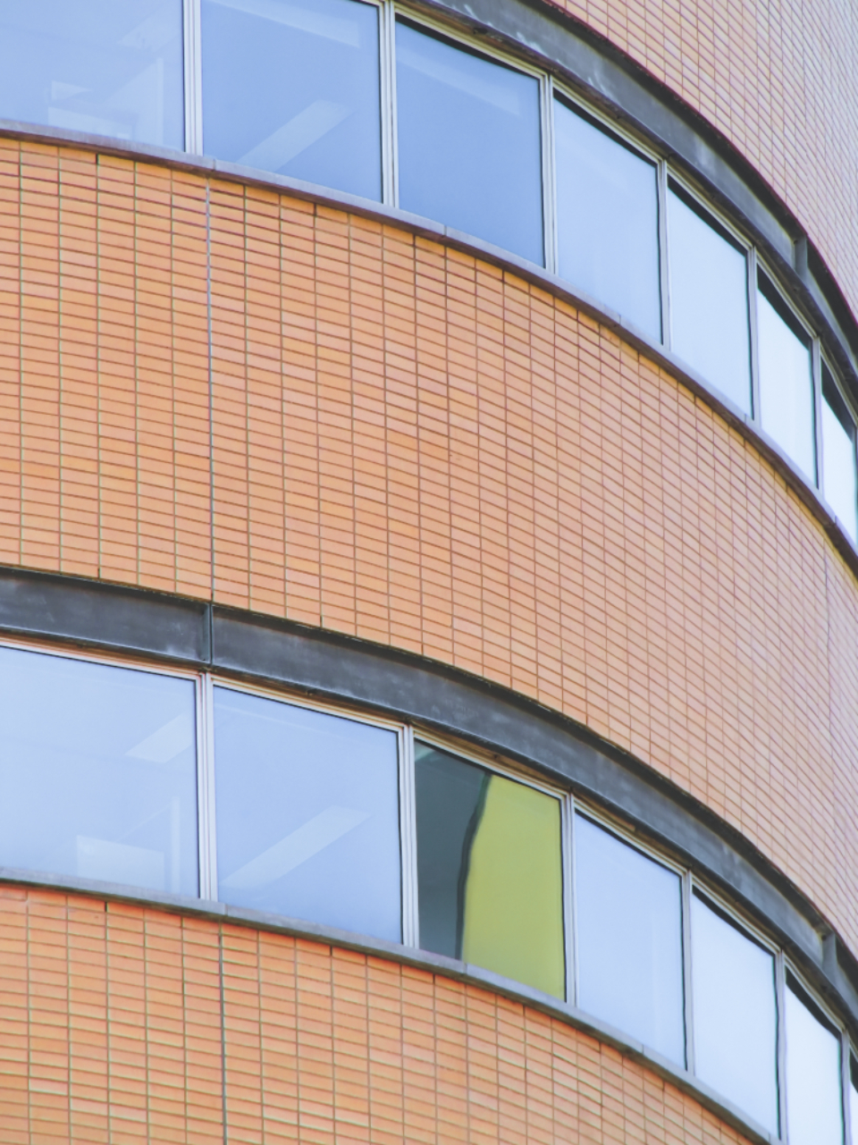 Curved Building