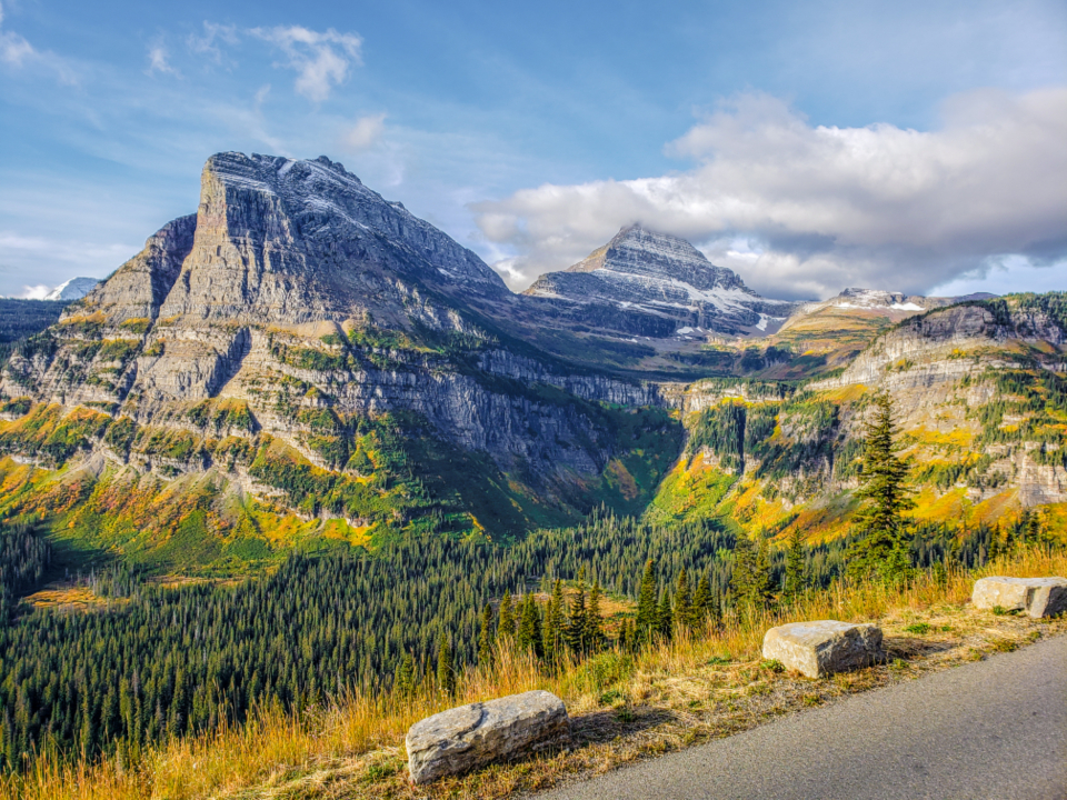 Mountains Road