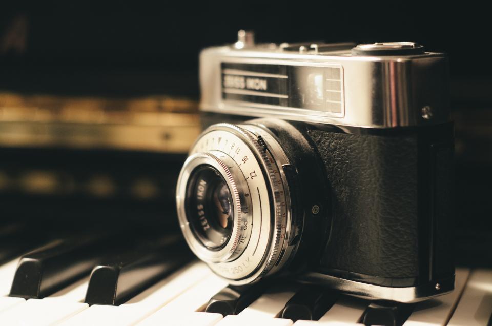 Zeiss Ikon Camera