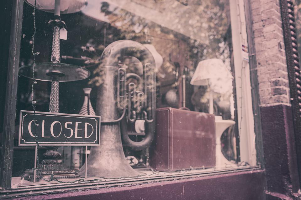Closed Store