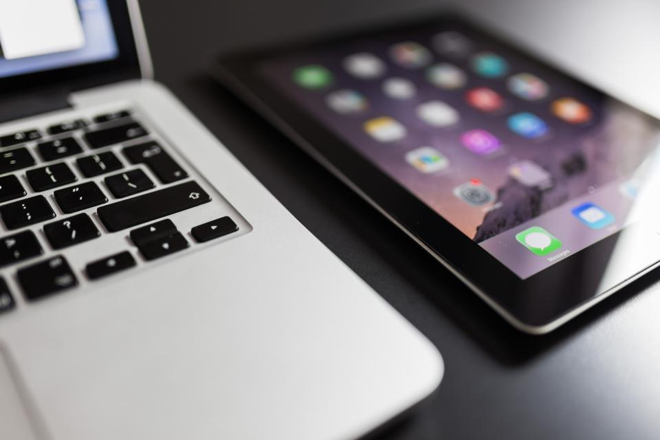 Macbook Laptop