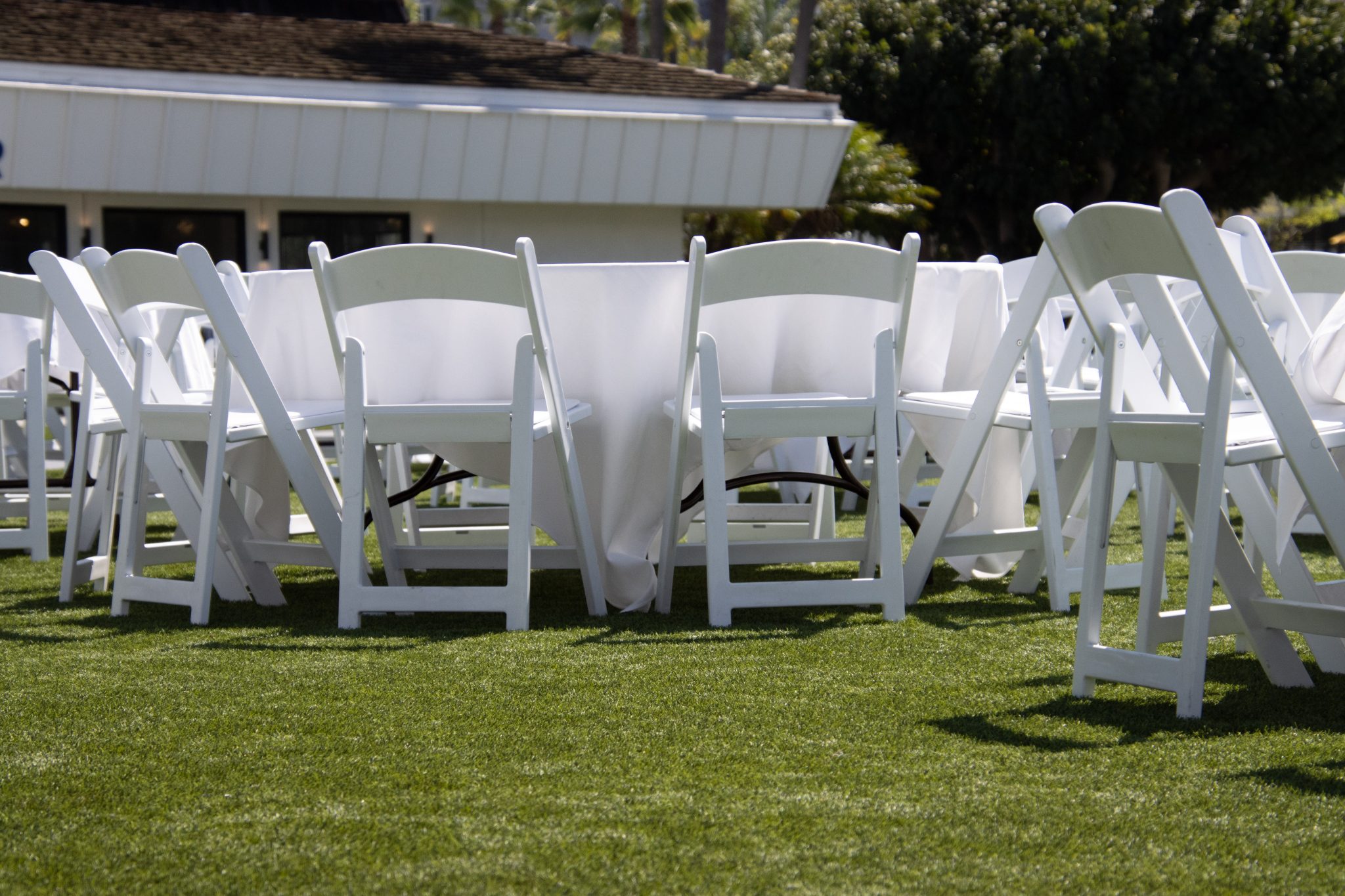 Chairs set up around a circular table at the Town and Country Resort in San Diego, California #WCUS2022