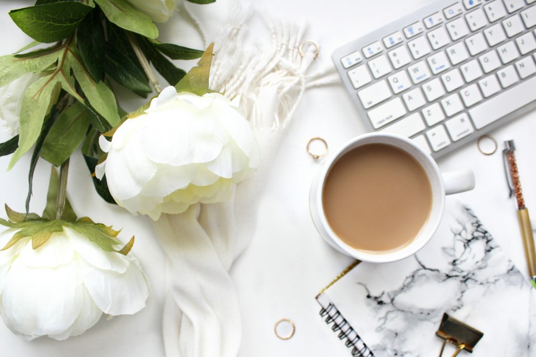 White Desktop
