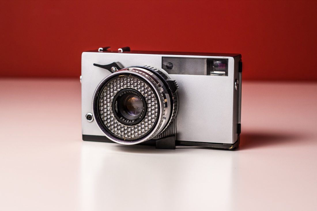 Compact Camera