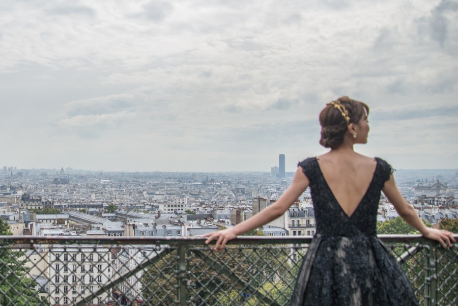 Bride in Paris