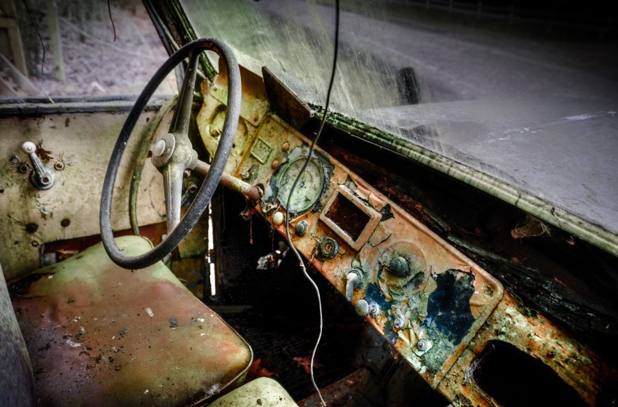 Deteriorated dashboard in a car