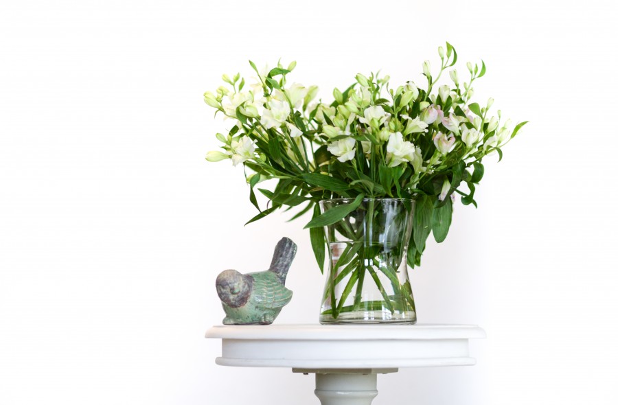 Vase with white flowers