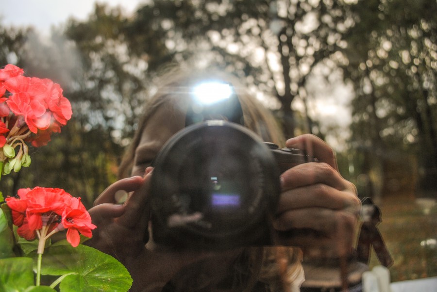Isabelle taking a picture