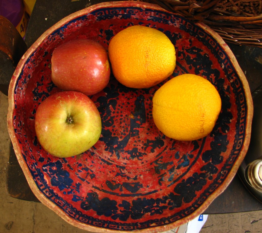 fruit in bowl