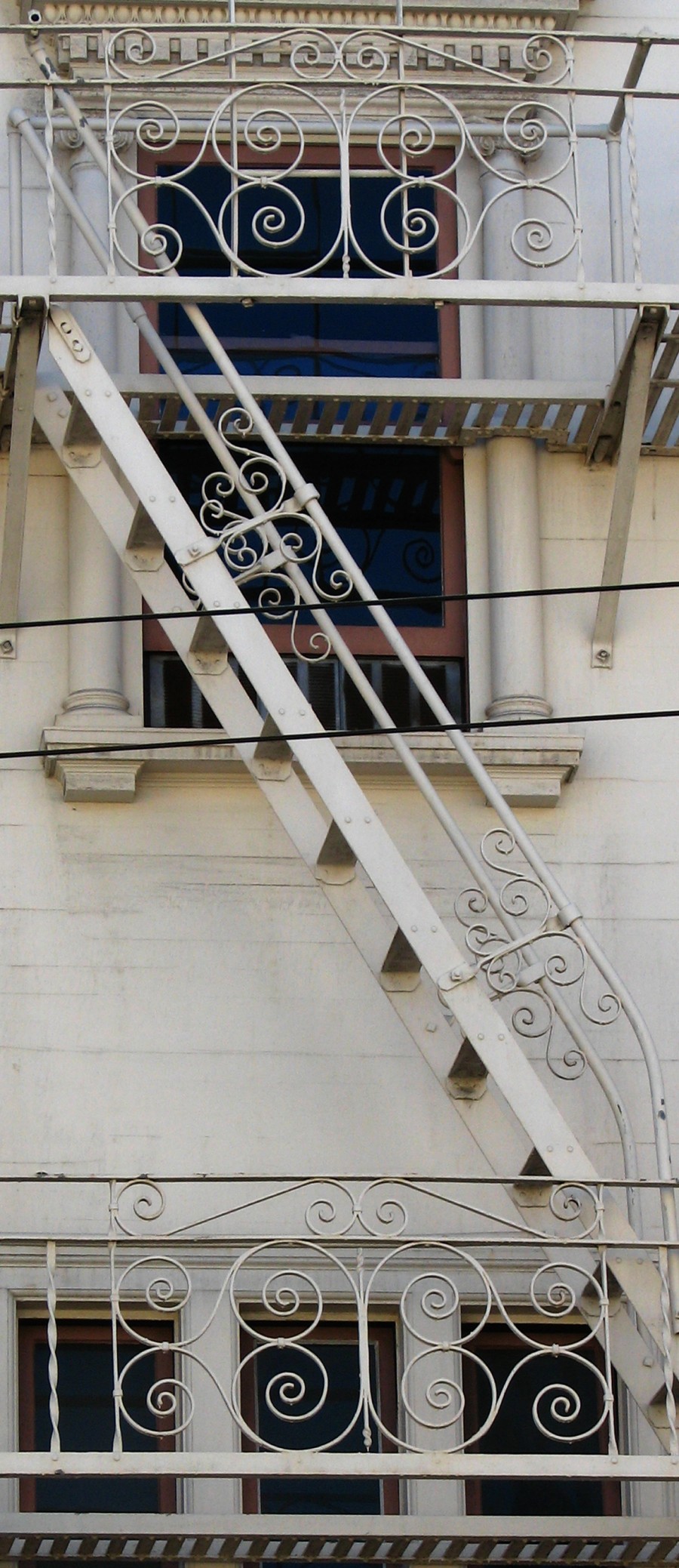 curlicue zigzag