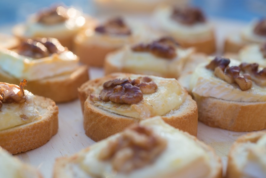 Walnut snack