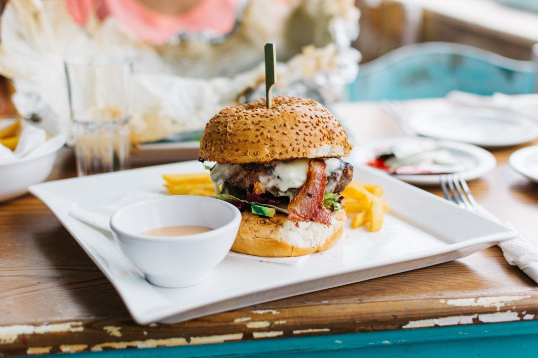 Burger Beef Sauce White Plate