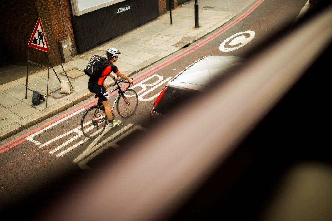 Cycling City Bus Road