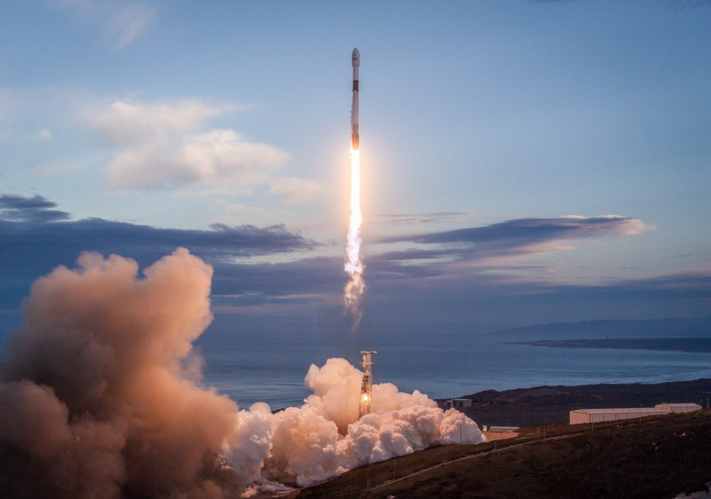 Space Rocket Smoke