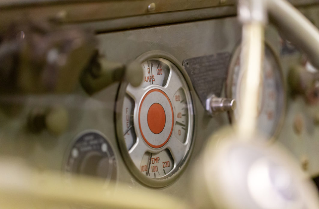 Dashboard Vehicle