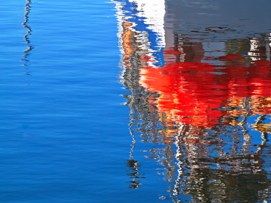 Water Reflection Ripple