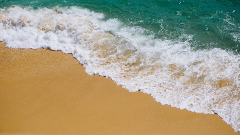 Beach Sand Waves