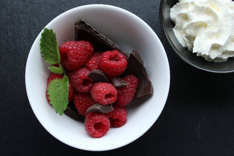 Bowl Raspberries Top