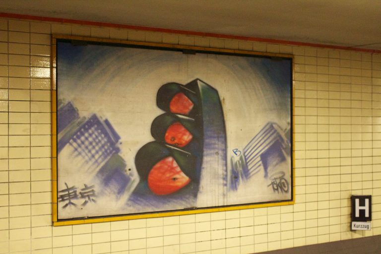 Traffic Light Graffiti