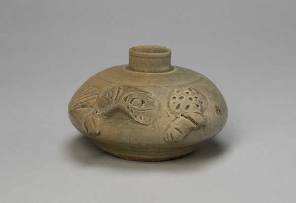Frog-Shaped Jarlet