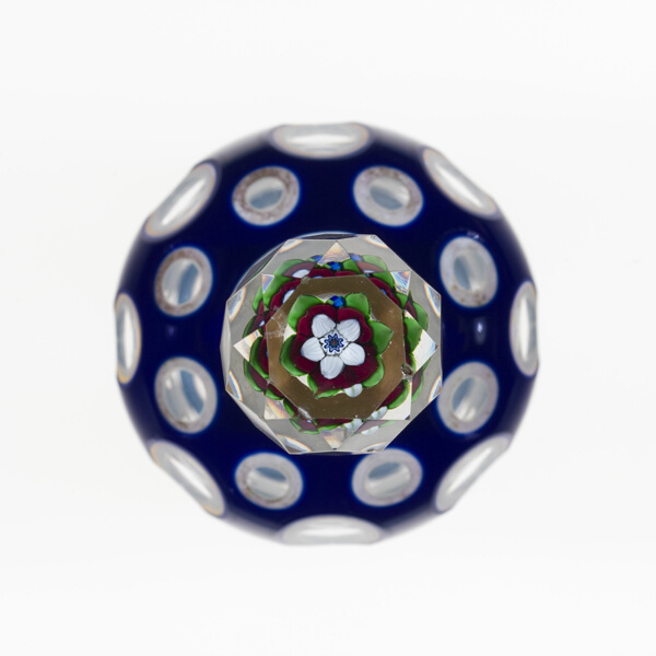 Perfume bottle