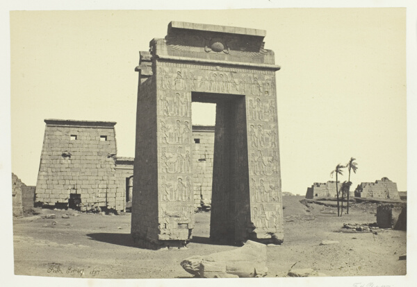 Sculptured Gateway, Karnac